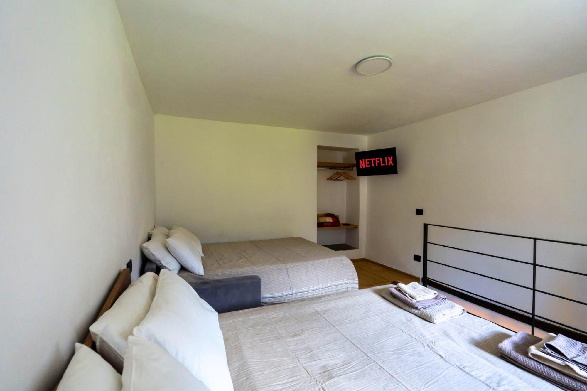 Apartment Ottavio's House, 10min From Maggiore